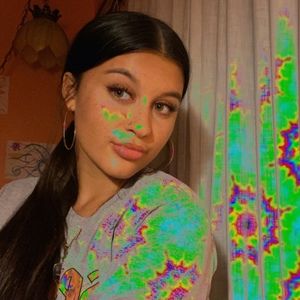 Meet your Posher, Nicolette